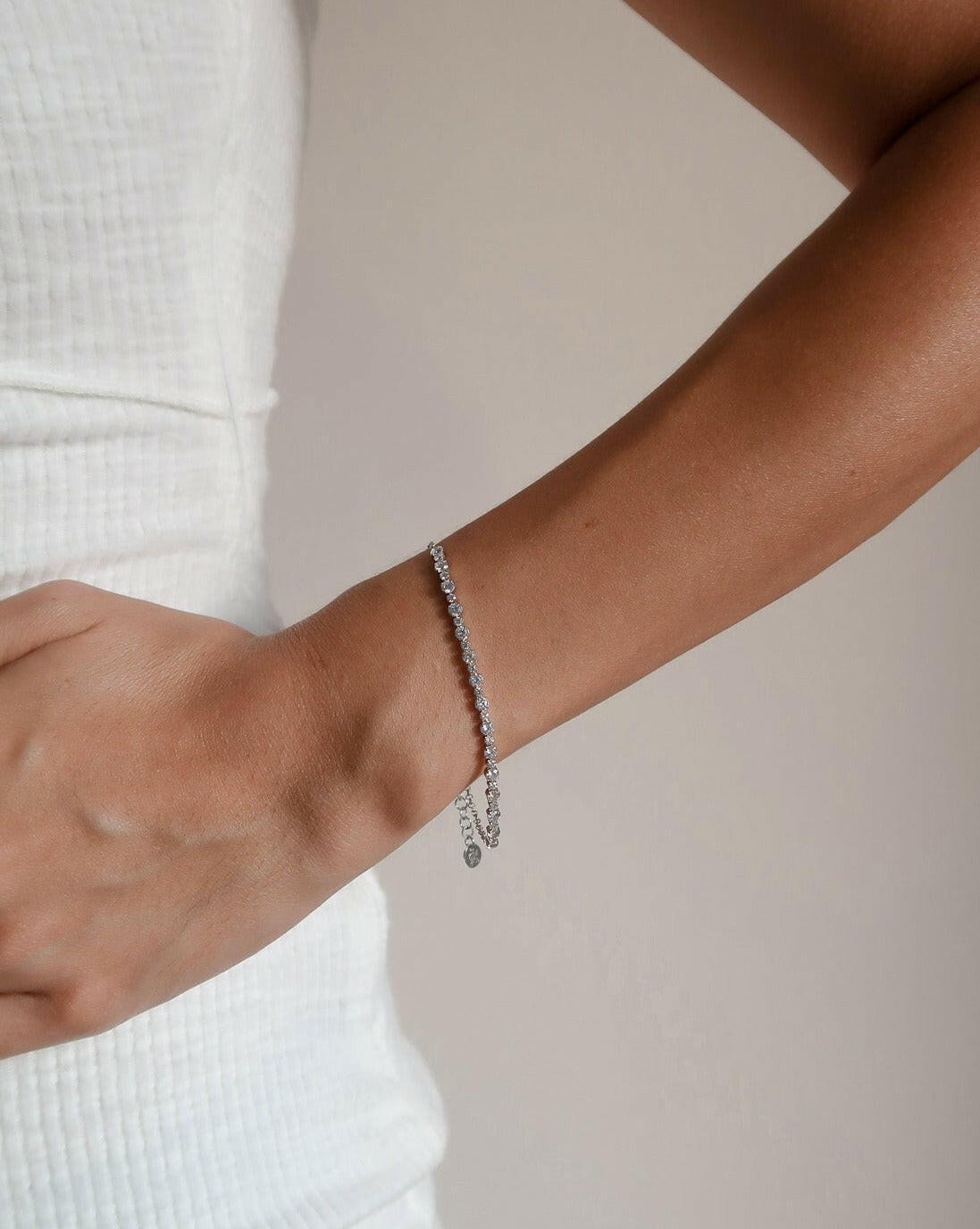 Alternating Stone Tennis Bracelet – Remicity